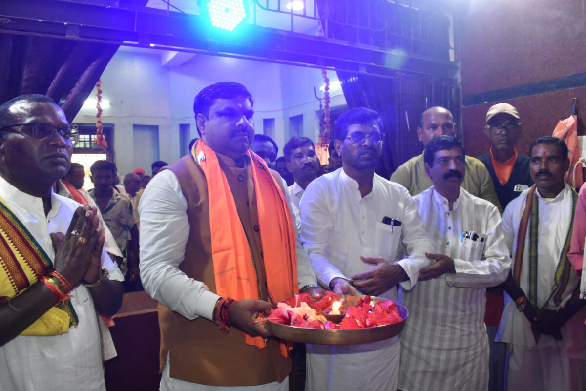 मंत्री श्री गजेन्द्र यादव