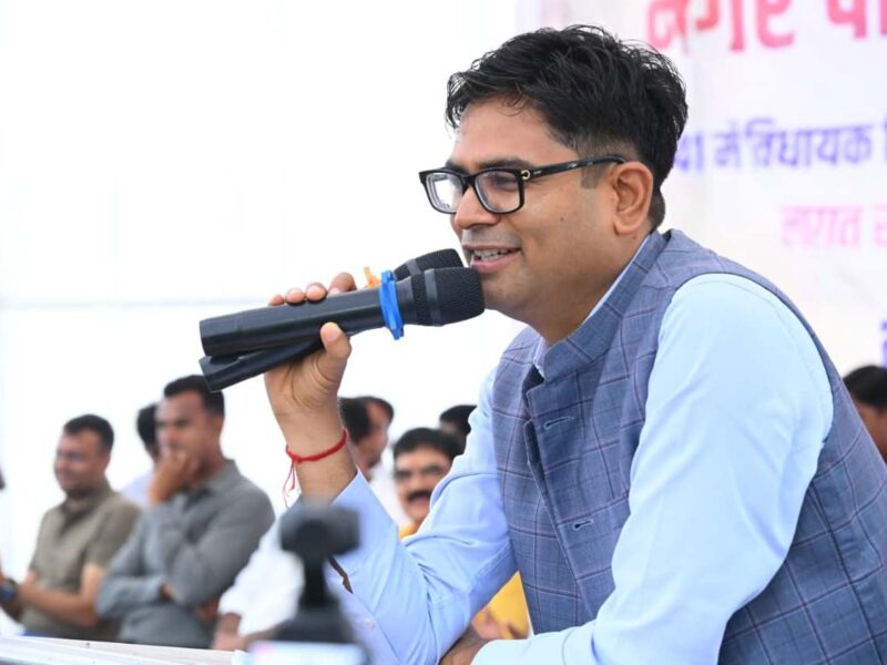 वित्त मंत्री श्री ओ.पी