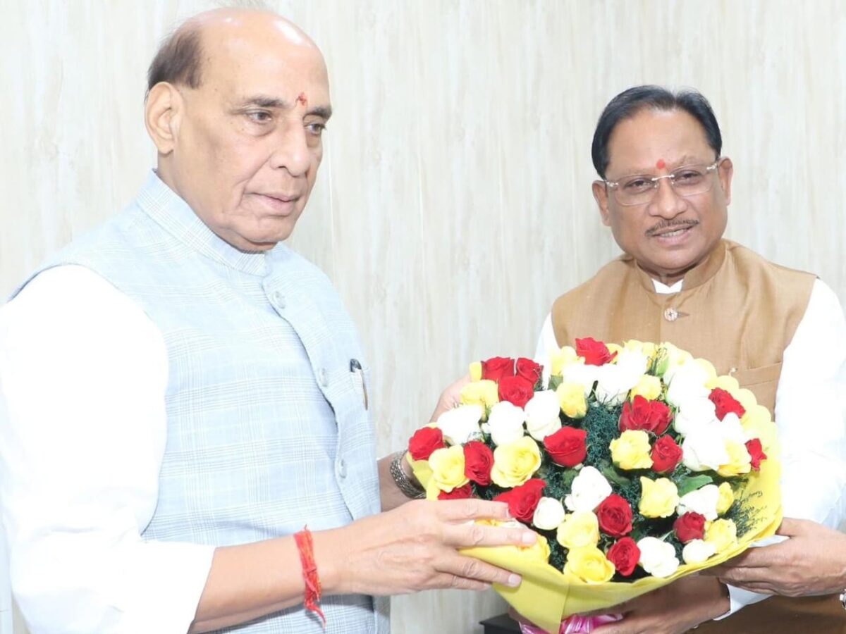 नौसेना के नए पोतों का नामकरण