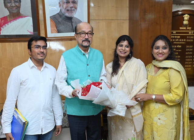 राज्यपाल श्री रमेन डेका