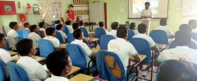 समर्पित माओवादी