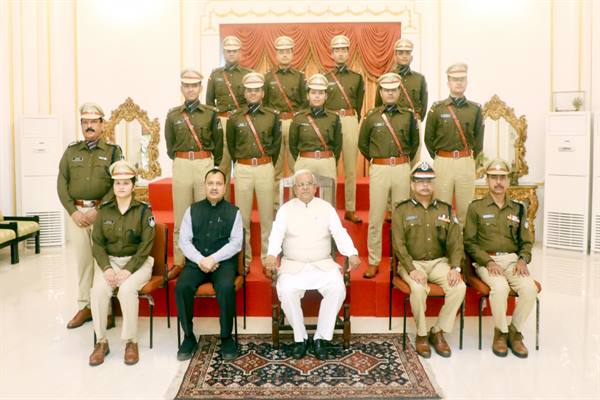 राज्यपाल श्री मंगुभाई पटेल