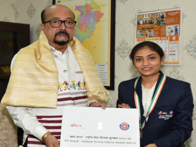 राष्ट्रपति पुरस्कार से सम्मानित एनएसएस की छात्रा लेखनी साहू ने राज्यपाल से की सौजन्य भेंट