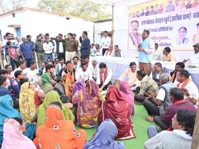विजय शर्मा ने ग्राम चरडोंगरी और बांझी में चौपाल लगाकर ग्रामीणों से किया सीधा संवाद