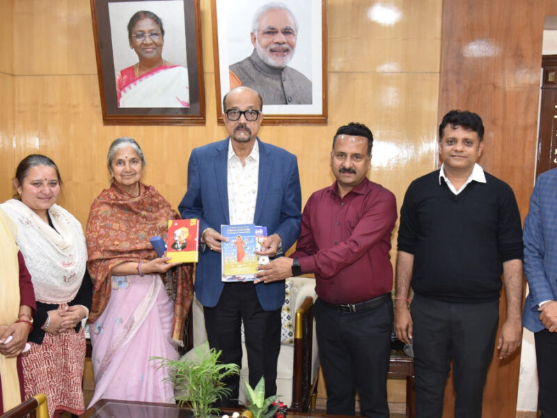 राज्यपाल श्री रमेन डेका