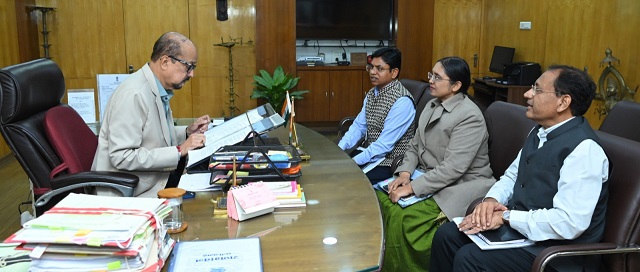 राज्यपाल श्री रमेन डेका