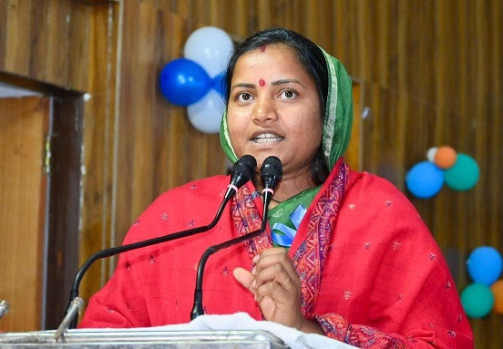 मंत्री श्रीमती लक्ष्मी राजवाड़े