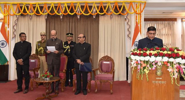 रमेन डेका