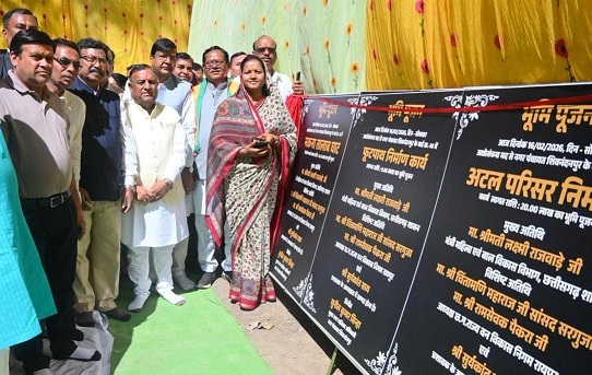 मंत्री श्रीमती लक्ष्मी राजवाड़े