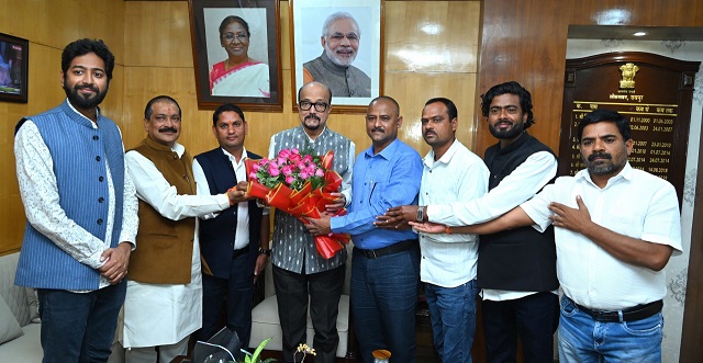 राज्यपाल श्री रमेन डेका