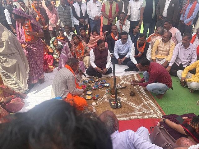 कृषि मंत्री श्री राम विचार नेताम