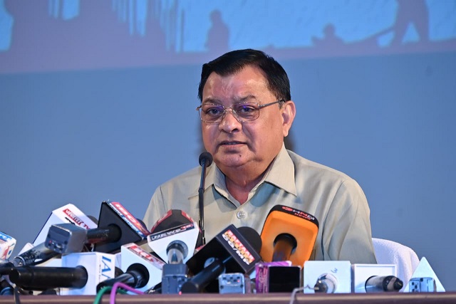 उद्योग मंत्री श्री लखन लाल देवांगन