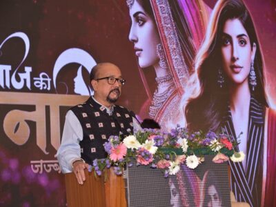 महिलाओं के बिना सृष्टि अधूरी”: रायपुर में राज्यपाल रमेन डेका ने ‘गुमनाम नायिकाओं’ को किया सलाम, भावुक हुए लोग