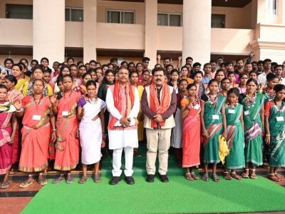 अबुझमाड़िया युवाओं ने अनुभव की लोकतंत्र की कार्यप्रणाली