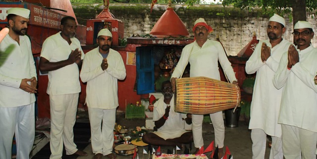 नवरात्रि पर्व को श्रद्धा