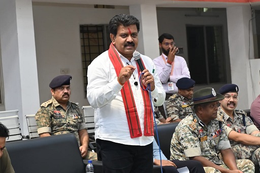 विजय शर्मा