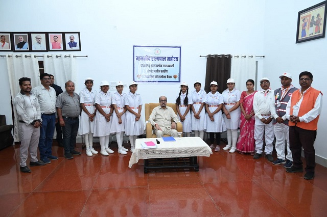 राज्यपाल  श्री रमेन डेका