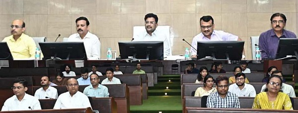 चार जिलों के सहायक