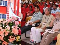 आधारभूत जीवन के लिए कॉमन्स महत्वपूर्ण