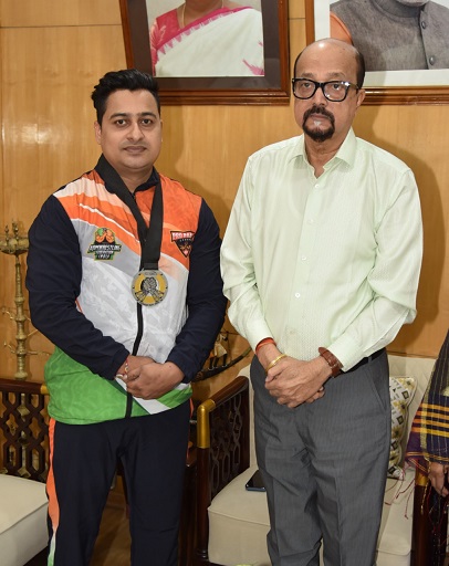 रमेन डेका