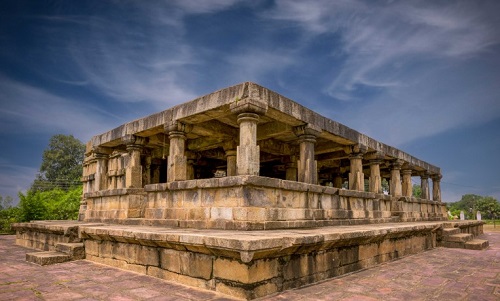 बारसूर का बत्तीसा मंदिर