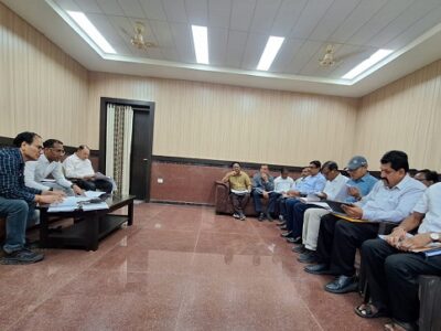 लोक निर्माण विभाग के सचिव ने सड़कों के निर्माण कार्यों का किया निरीक्षण