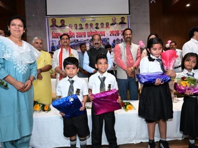 केंद्रीय राज्य मंत्री श्री तोखन साहू और उप मुख्यमंत्री श्री अरुण साव