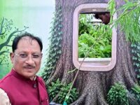 आज लगाया गया हर पौधा आने वाली पीढ़ियों के सुरक्षित भविष्य का आधार बनेगा