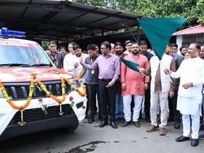 मुख्यमंत्री श्री विष्णु देव साय ने धरसींवा विधानसभा को दी निःशुल्क एम्बुलेंस की सौगात