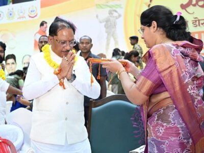 ‘मेरी सगी बहन नहीं… आज माधुरी जी ने वह कमी पूरी कर दी’ : राखी बंधवाकर भावुक हुए मुख्यमंत्री श्री साय