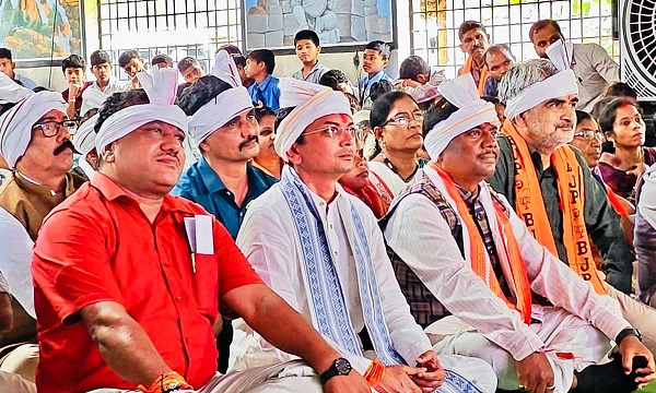 नरेन्द्र मोदी