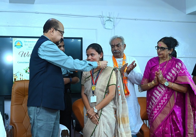 रमेन डेका