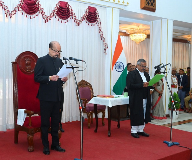 रमेन डेका